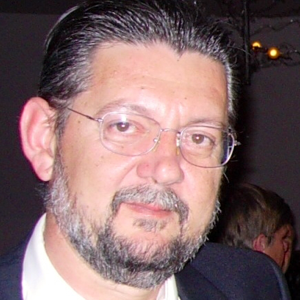 Dr. Manuel Muñoz